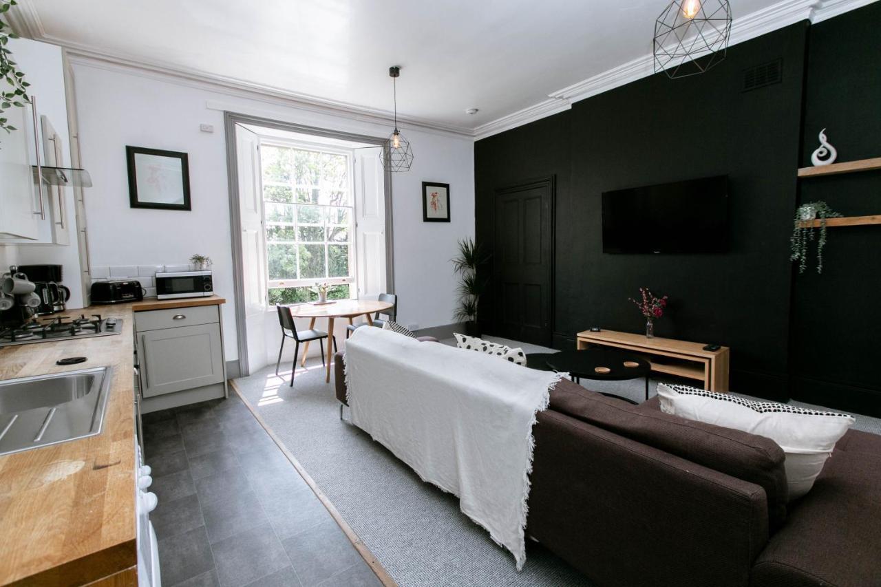 Peaceful Apartment - Dedicated Free Parking - Walk To Centre, Uni, Hosp - Business And Leisure - Contact For Long Stays Exeter Exteriér fotografie